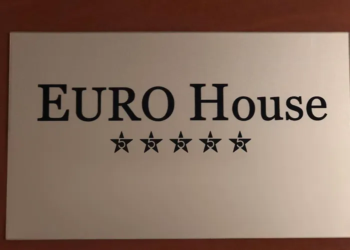 Euro House بيت شباب *