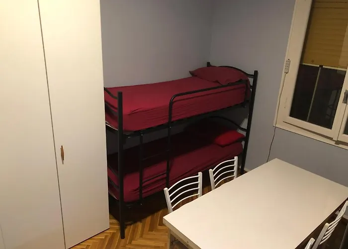 بيت شباب Euro House