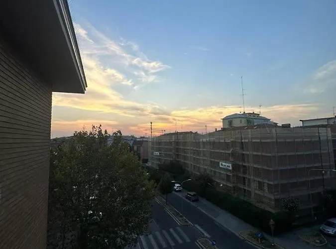 بيت شباب Euro House